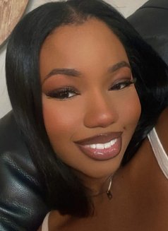 LINDA, NATURAL BEAUTY - escort in Kathmandu Photo 2 of 2