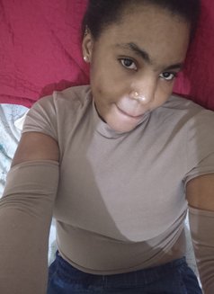 Linda New Arrival - escort in Jeddah Photo 3 of 4