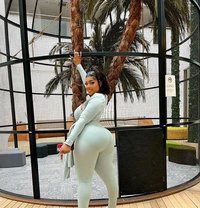 Linda - masseuse in Abidjan