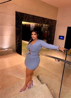 Linda - Masajista in Abidjan Photo 4 of 4