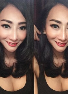 Linda Oppo Seeking Big Cock! - Transsexual escort in Jakarta Photo 5 of 8