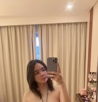 Linda Premier - escort in Al Manama Photo 5 of 12