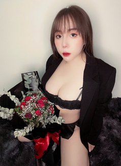 Linda Riming Anal Full Service - masseuse in Ho Chi Minh City Photo 3 of 7