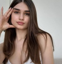 Linda - escort in Al Sohar
