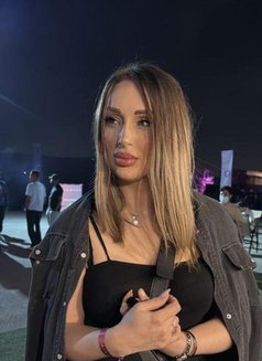 Linda's Available Services - escort in Jeddah Photo 1 of 5