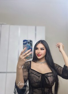 LINDA s. - escort in Muscat Photo 25 of 28