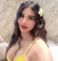 LINDA s. - escort in Muscat