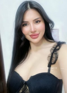 LINDA s. - escort in Muscat Photo 24 of 29