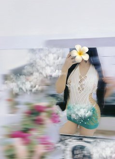 LINDA s. - escort in Muscat Photo 9 of 28