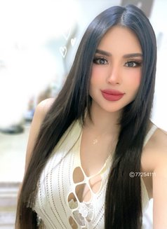 LINDA s. - escort in Muscat Photo 11 of 28