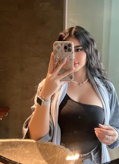 LINDA s. - escort in Muscat Photo 30 of 30