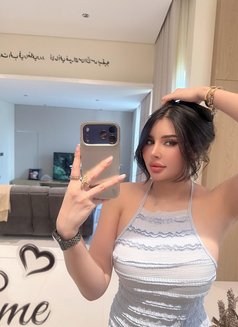 LINDA s. - escort in Muscat Photo 30 of 30