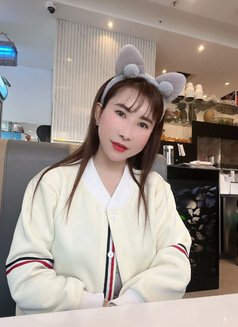 Linda - puta in Doha Photo 1 of 6