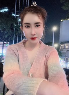 Linda - puta in Doha Photo 6 of 6