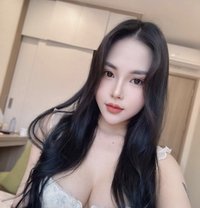 Linda - masseuse in Berlin