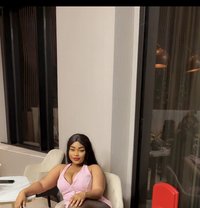 Linda - escort in Singapore