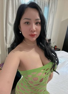 Linda 🇹🇭 - escort in Al Manama Photo 2 of 7
