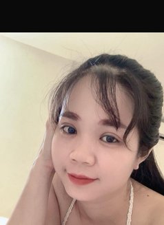 Linda - escort in Riyadh Photo 3 of 5