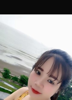 Linda - escort in Riyadh Photo 4 of 5