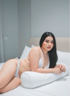 Linda New - escort in Riyadh Photo 3 of 7