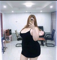 Linda - escort in Muscat