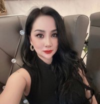 Linda - escort in Muscat
