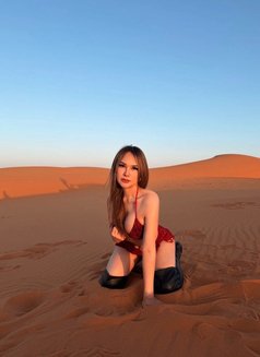 Linda - masseuse in Riyadh Photo 2 of 12