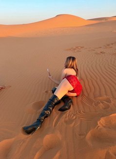 Linda - masseuse in Riyadh Photo 8 of 12