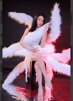 Linda - Transsexual escort in Abu Dhabi Photo 4 of 20