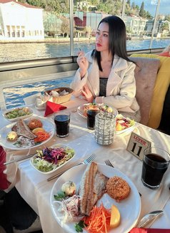 Linda - Transsexual escort in Dammam Photo 18 of 20