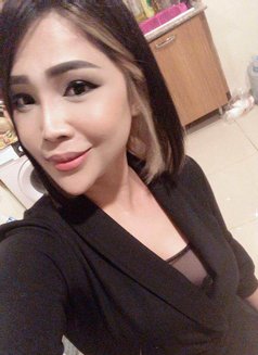 Linda thai masdage - puta in Al Manama Photo 3 of 4