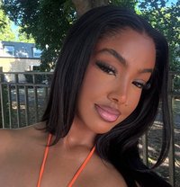 LINDA, THE BEAUTIFUL QUEEN - escort in Kathmandu Photo 1 of 2