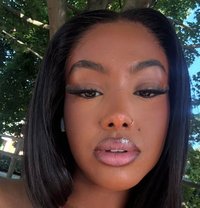 LINDA, THE BEAUTIFUL QUEEN - escort in Kathmandu