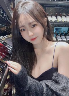 Linda Velix - puta in Jakarta Photo 2 of 5