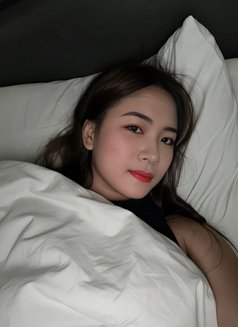 Linda - escort in Al Ain Photo 1 of 1