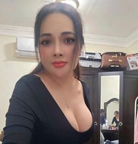 Linda - escort in Muscat