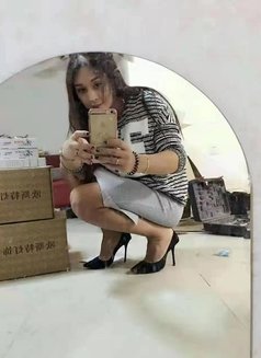 Linda1069 - Transsexual escort in Shanghai Photo 21 of 21