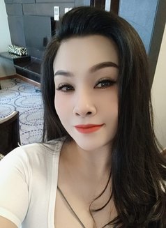 Lindaa - escort in Khobar Photo 1 of 9
