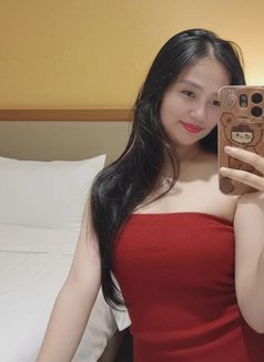 Lindabel - escort in Bali Photo 6 of 6