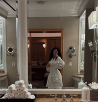 Lindarose(independent)squirt(camshow) - puta in Dubai