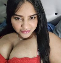 Lindaya - escort in Makkah