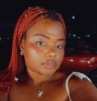 Lindsey - escort in Nairobi