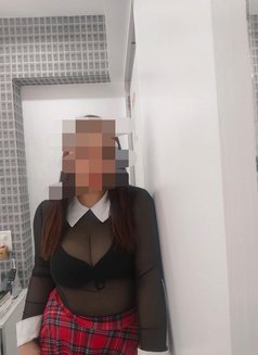 Lindy, GirlfriendExperience,Nuru Massage - escort in Dubai Photo 3 of 9