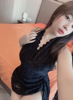 Jolie 20 yr new in downtown dubai - escort in Dubai Photo 1 of 11
