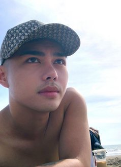 Line Billy Arrived Bali - Male escort in Bali Photo 3 of 7