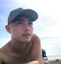 Line Billy Arrived Bali - Male escort in Bali