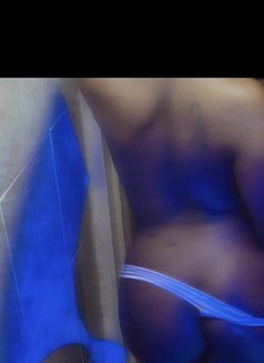 Linet - escort in Nairobi Photo 1 of 8