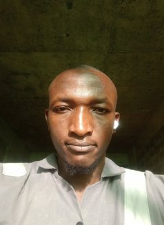 Ling - Male escort in Nairobi Photo 1 of 1