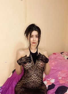 Ling Ling - puta in Kuala Lumpur Photo 8 of 10