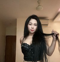 Linh Cim Rim - escort in Mumbai Photo 8 of 11
